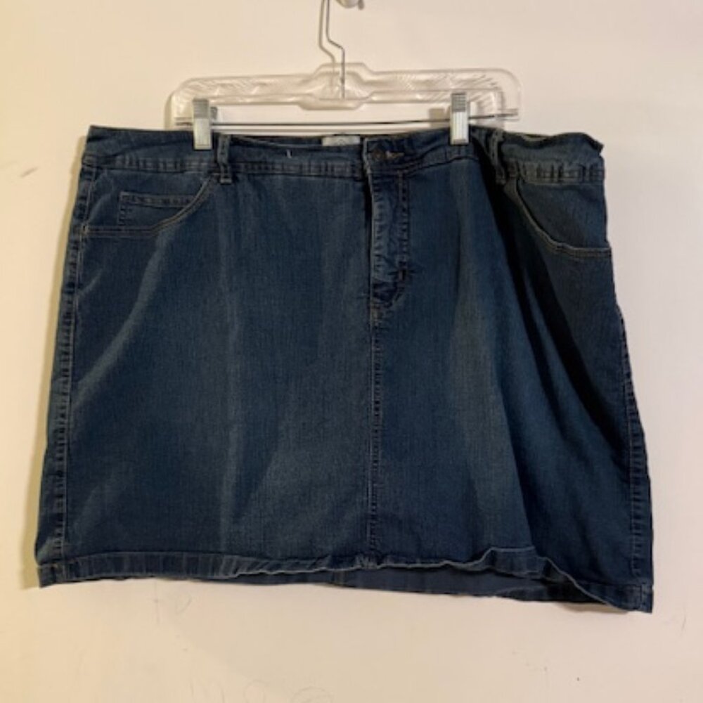 ST.JOHN'S BAY Denim-Like Skort Size 22W - Picture 1 of 4